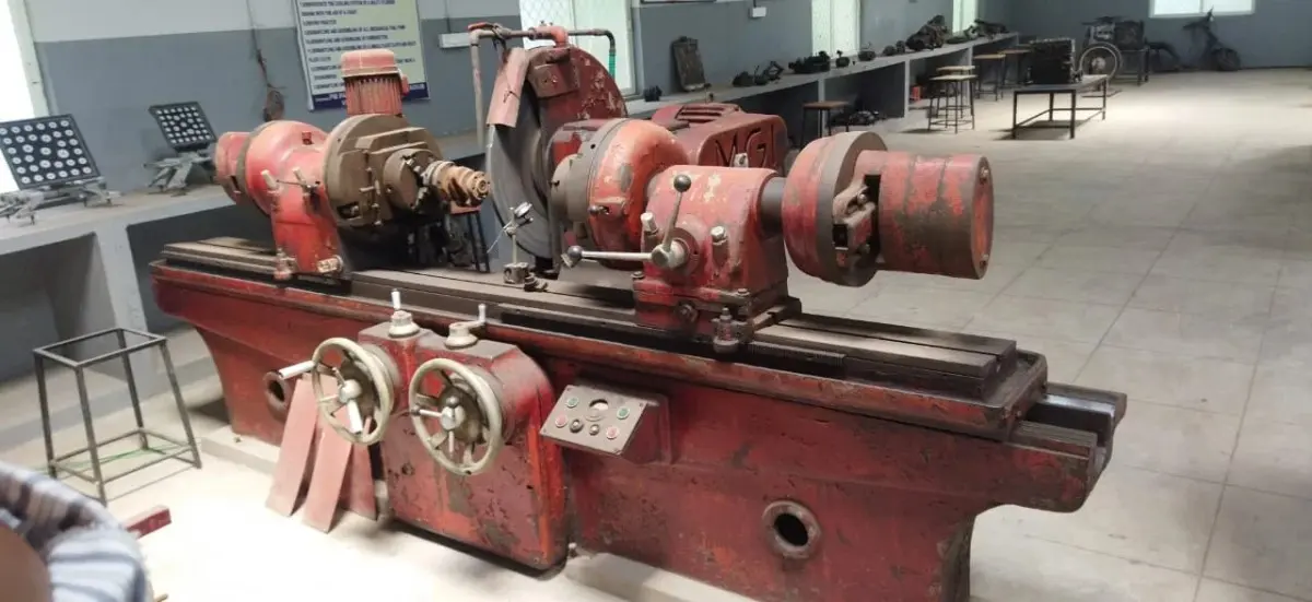 Automobile Engineering Department Lab View