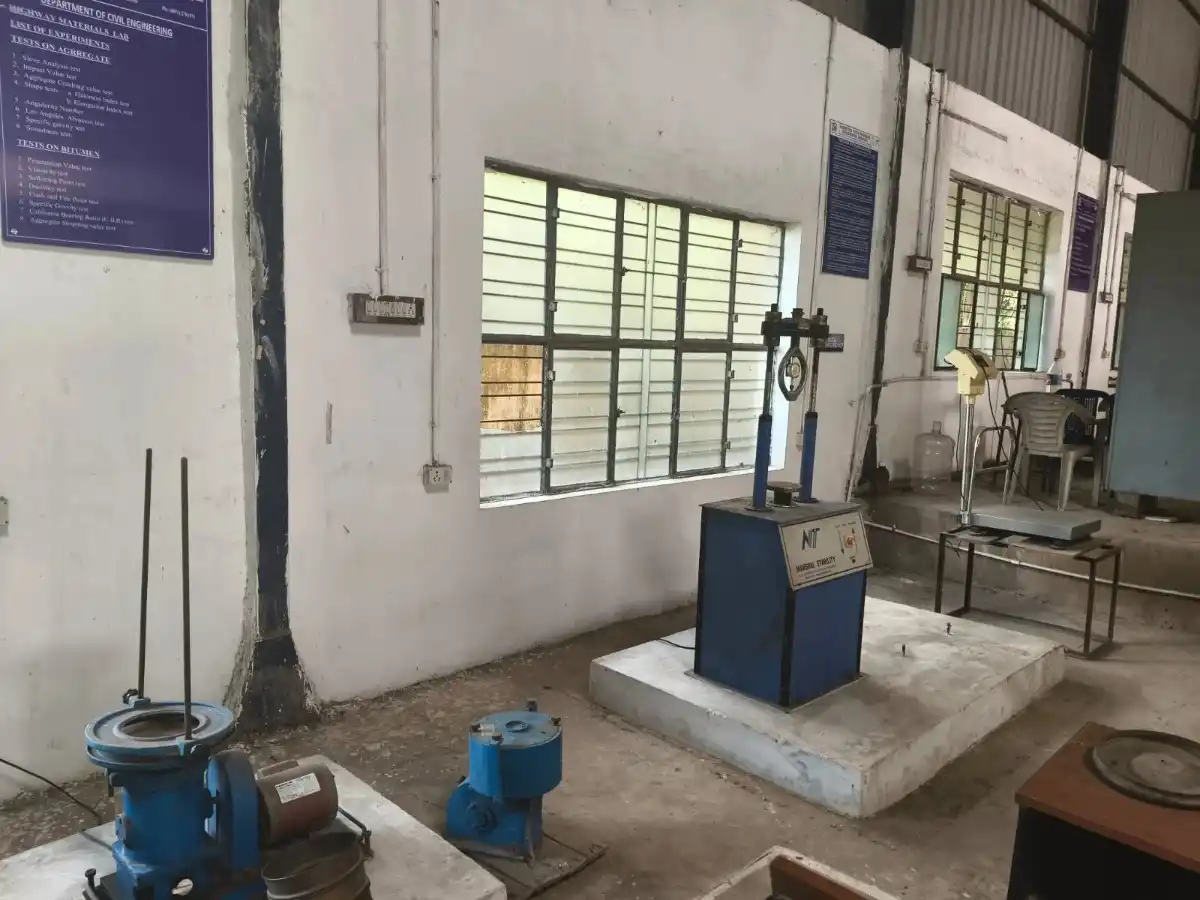 Chemistry Lab Photo 5