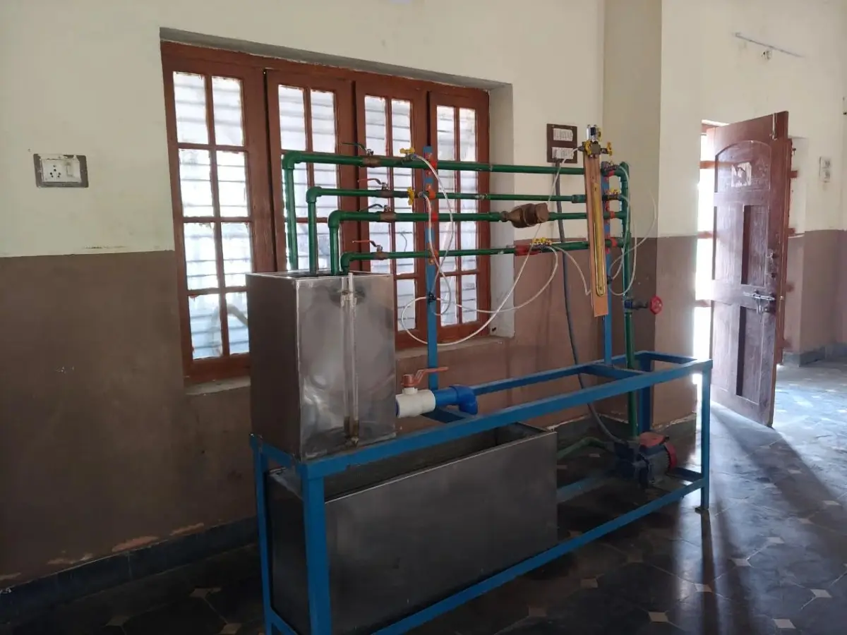 Hydraulics Lab Photo 1