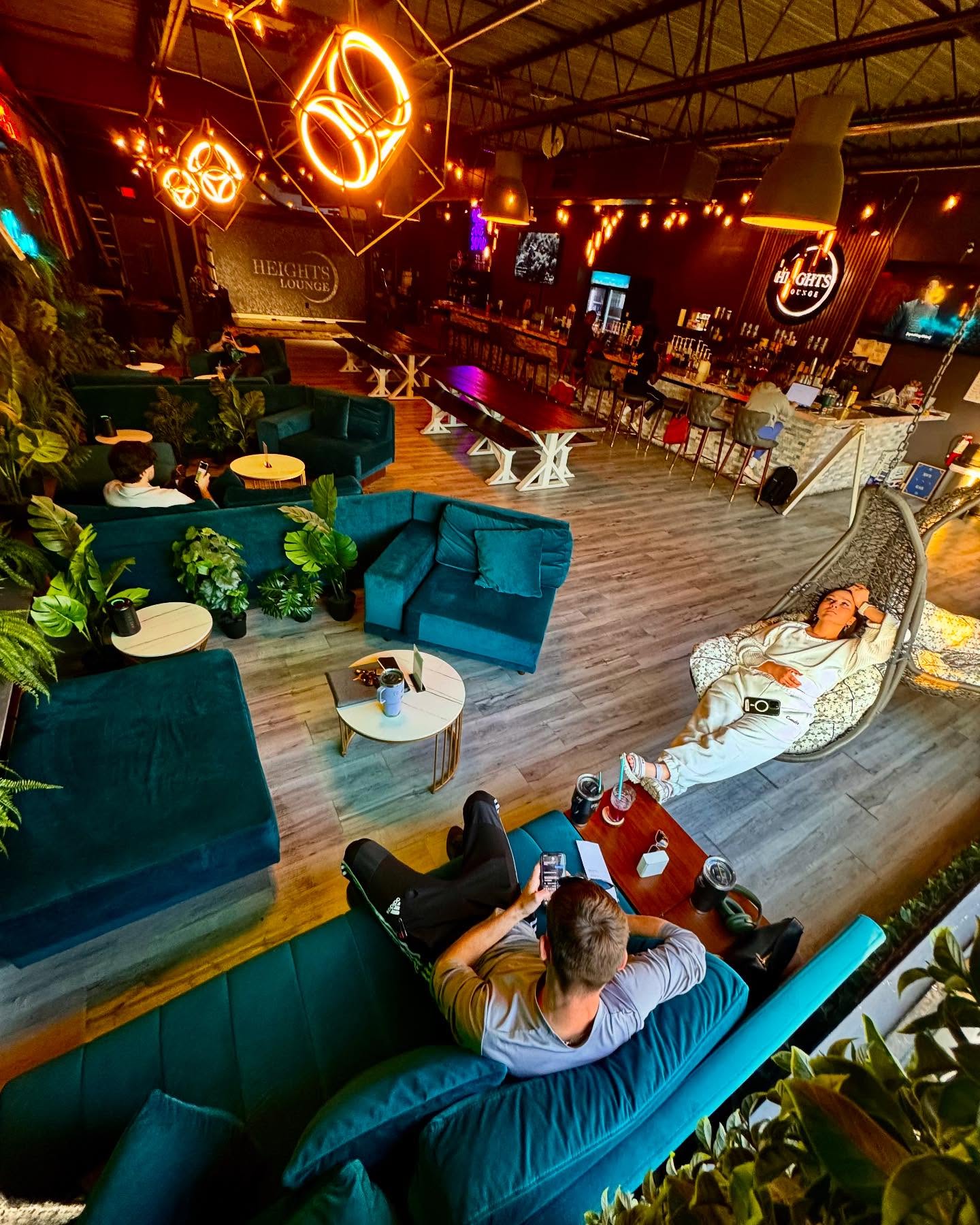 Heights Lounge