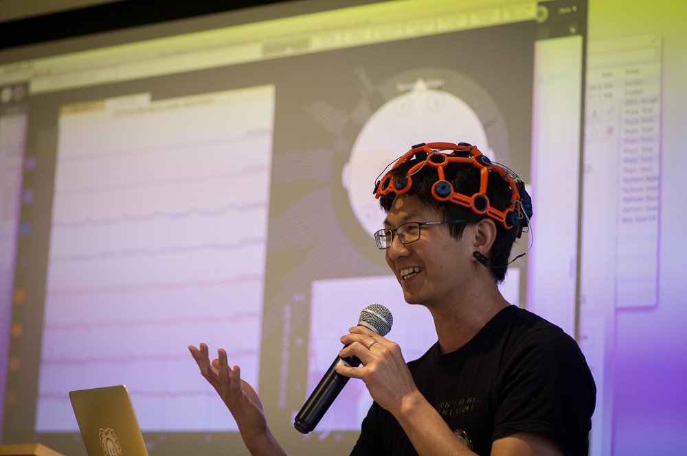 Hackathon project presentation.  XTech hackathon 2016.
