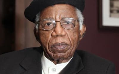 5  AFRICAN LITERARY GIANTS OF ALL TIME 