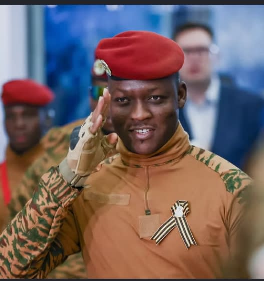 Ibrahim Traoré Sparks Reactions After Reports of Salary Cuts for Politicians and Pay Rise for Workers