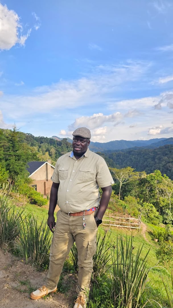 Ronald Kimbugwe — Tour Guide