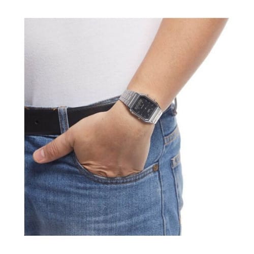 Casio – Classique duel time – Vintage collection en fond noir – Bracelet en acier inoxydable – AQ-230A-1DMQ Casio – Classique duel time – Vintage collection en fond noir – Bracelet en acier inoxydable – AQ-230A-1DMQ
