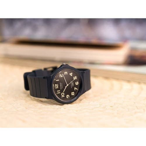Casio – Bleu – Cadran noir – Classique en silicone – Étanche « Unisexe » – MQ-24UC-2BDF Casio – Bleu – Cadran noir – Classique en silicone – Étanche « Unisexe » – MQ-24UC-2BDF