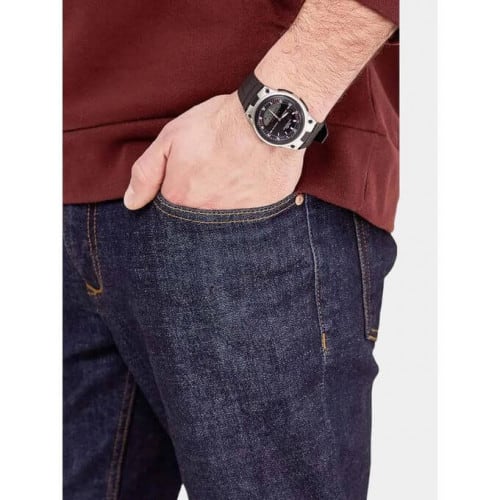Casio – Double montre – Autonomie de batterie 10 ans – Étanchéité jusqu’à 50 mètres – Heure mondiale – AW-80-1A Casio – Double montre – Autonomie de batterie 10 ans – Étanchéité jusqu’à 50 mètres – Heure mondiale – AW-80-1A