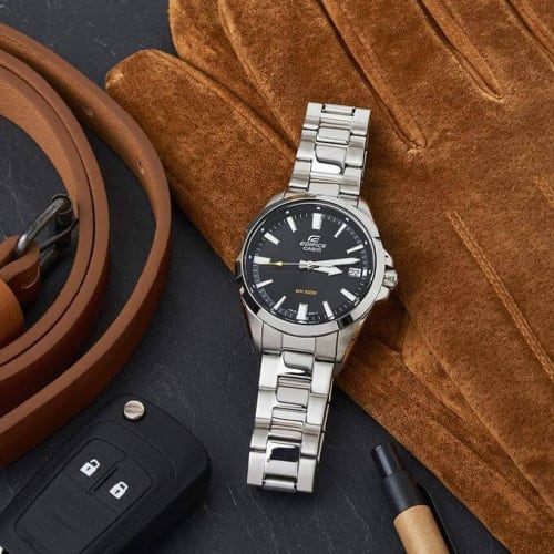 Casio – Montre pour hommes cadran noir – WR 100 mètres – Bracelet en inoxydable – EFV-100D-1AV Casio – Montre pour hommes cadran noir – WR 100 mètres – Bracelet en inoxydable – EFV-100D-1AV