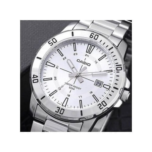 Casio – Tout en acier inoxydable – Diamètre boîtier 45 mm – MTP-VD01D-7CV Casio – Tout en acier inoxydable – Diamètre boîtier 45 mm – MTP-VD01D-7CV