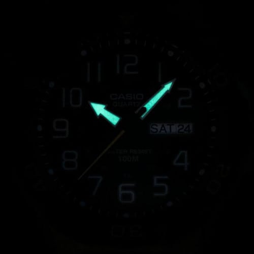 Casio – Vert cadran noir – Diamètre boîtier : 55 mm – Étanche 100 m – MRW-210H-3AVDF Casio – Vert cadran noir – Diamètre boîtier : 55 mm – Étanche 100 m – MRW-210H-3AVDF