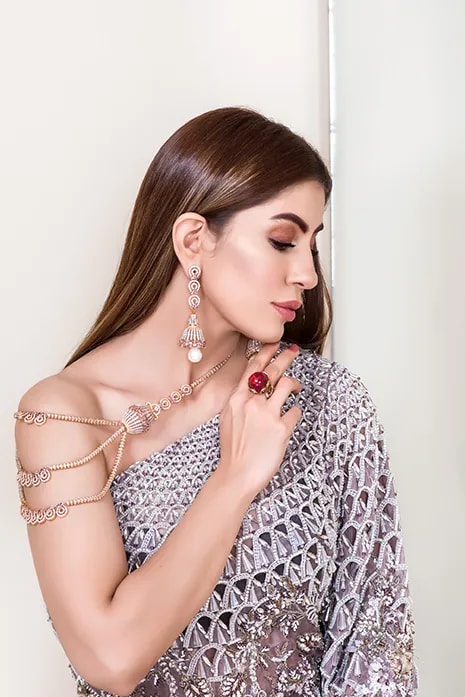 Signature Formal Look 1 image