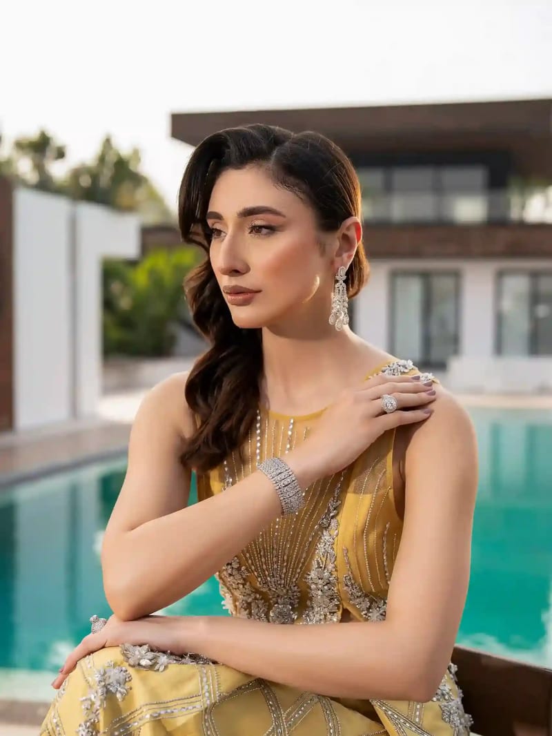 Signature Formal Look 7 image