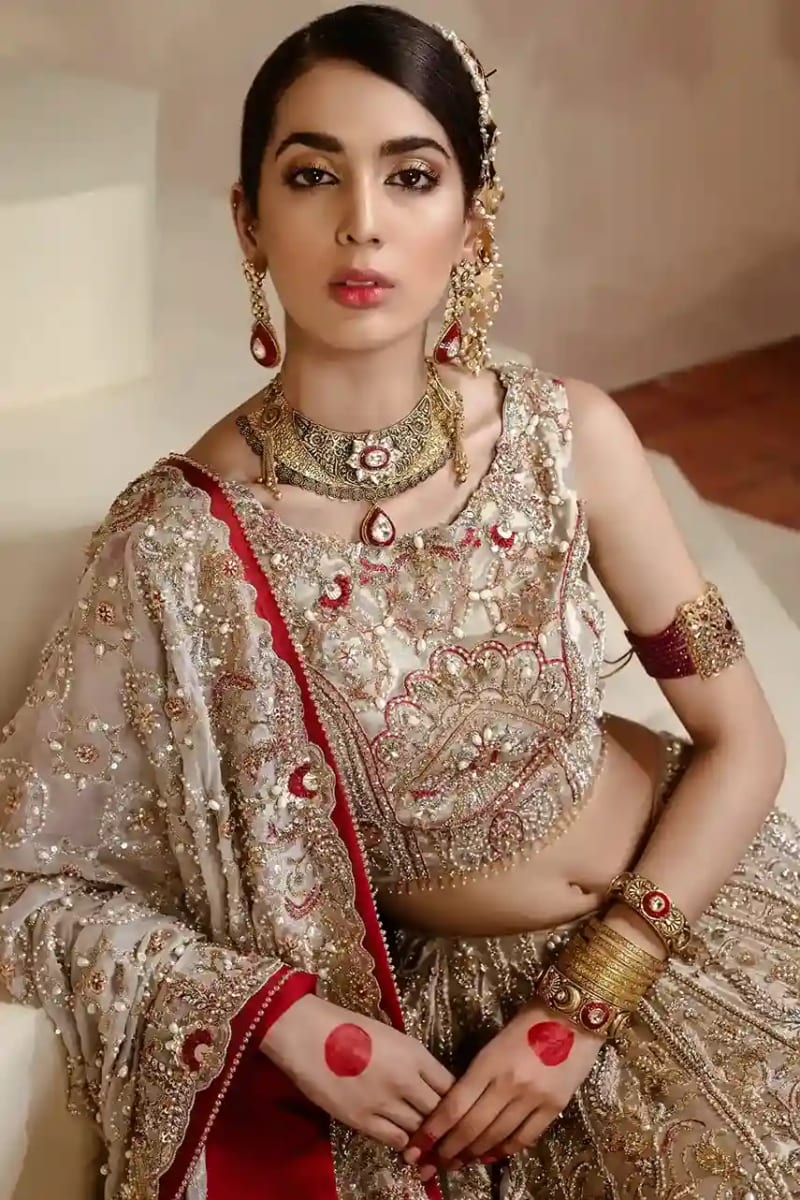 Classic Bridal Look 5 image