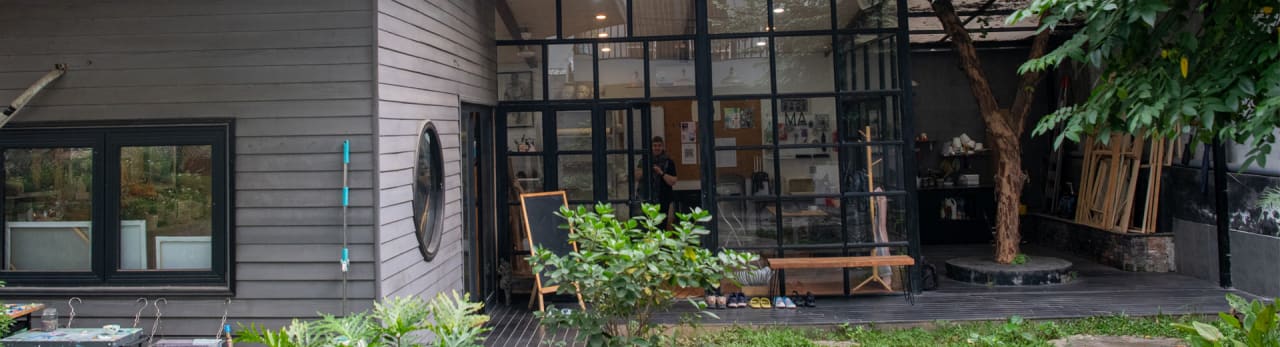 Art Tutor Hanoi studio exterior