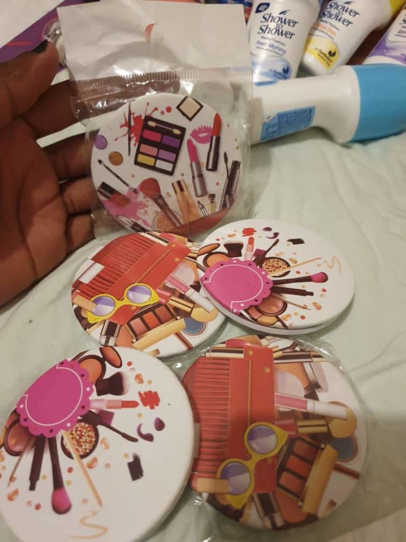 Hand Portable Mirrors at 4000 each 