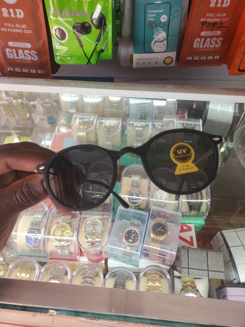 Glasses at 6000 each