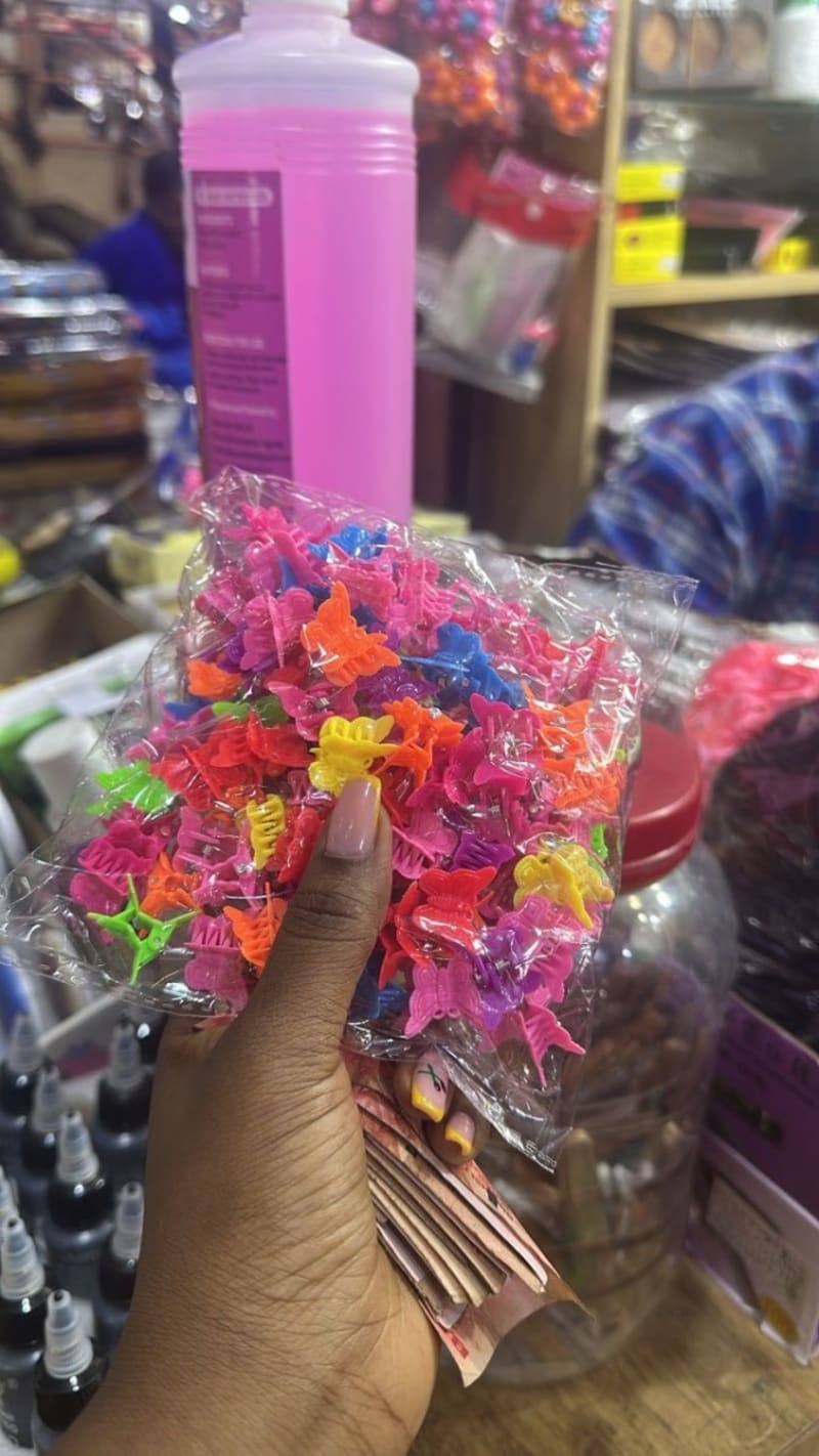 Hair butterflies at 500