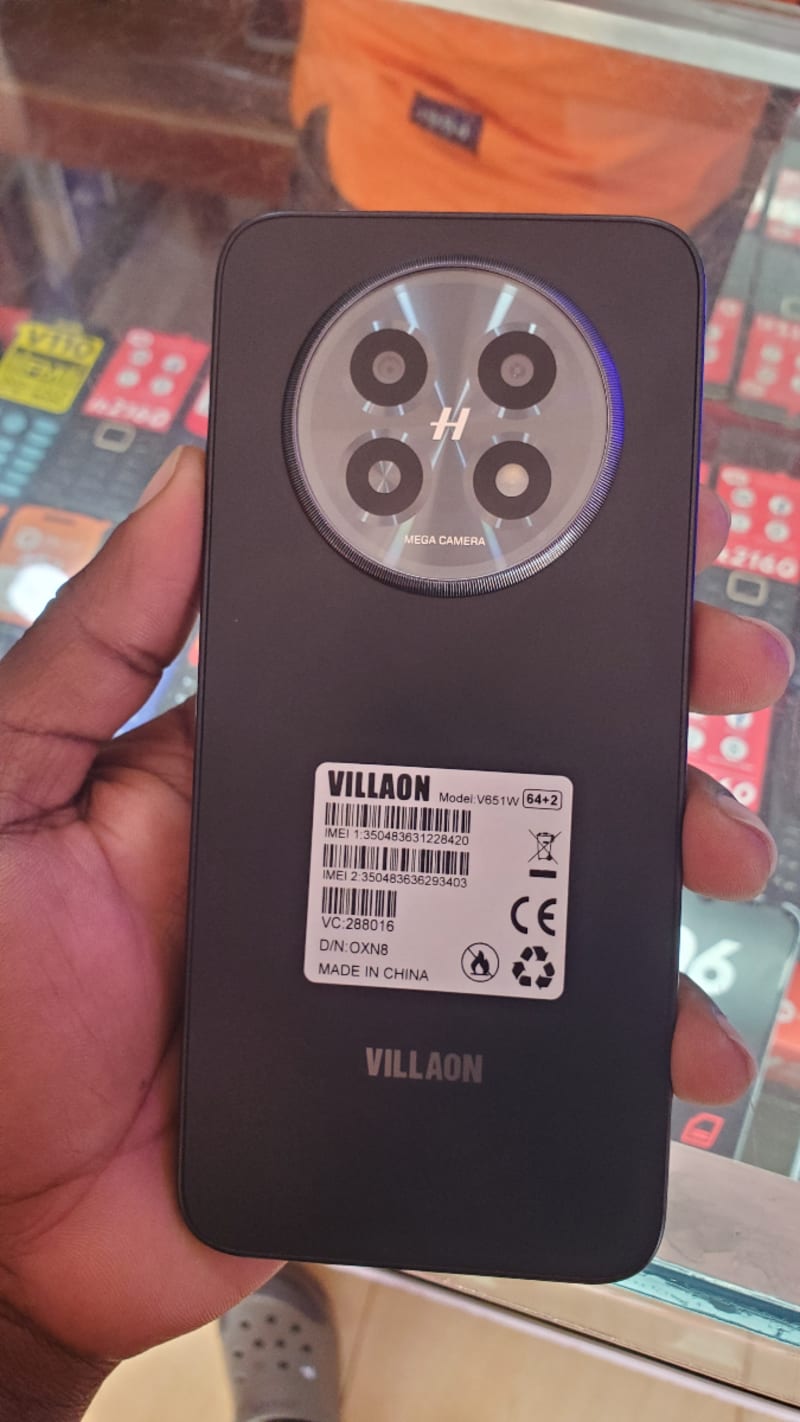 Villaon V45 storage is 64+4 gb with extendable 2gb RAM , 4000 mAH battery , 8 MP AI rear camera , 6.52 inch screen and Type C charger 