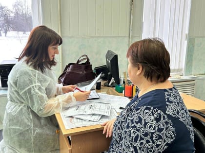 Врачи областной больницы осмотрели более 50 пациентов в Курской ЦРБ