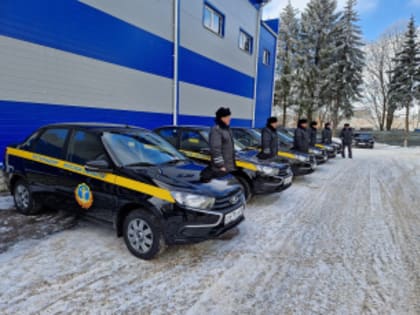 Инспекторы Гостехнадзора получили ключи от новых автомобилей