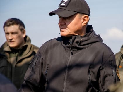 Глава Курской области посетил село Николаево-Дарьино после обстрела ВСУ