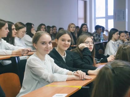 День за днём КГУ встречает лучших школьников Курской области — участников олимпиадного движения.