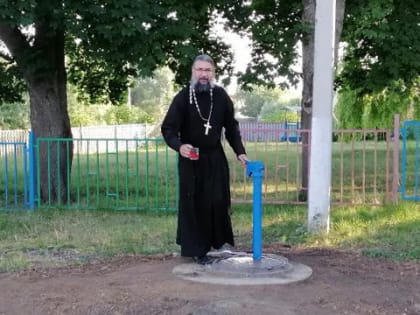 Вопрос водоснабжения храма решен
