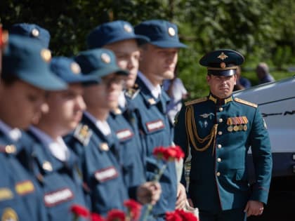 Сегодня в парке Солянка перезахоронили останки советских воинов и мирных жителей Курска, погибших в 1941-1943 годы