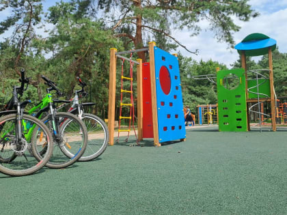 Третий этап благоустройства курского сквера «Спортивный» подошёл к концу