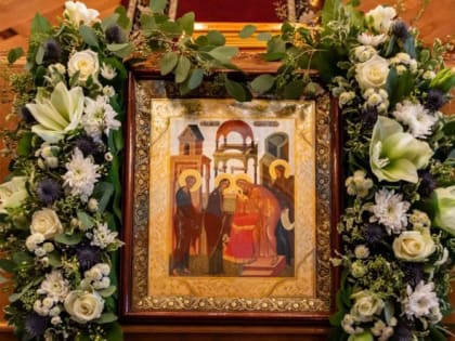 Сретение - очищение мира Светом Христова Евангелия