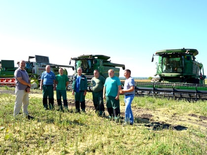 В поле и на заводе