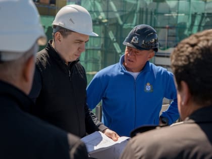 Губернатор проверил ход строительства военного госпиталя в Курске