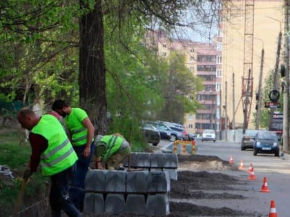 На улицах Челюскинцев и Льва Толстого ремонтируются съезды