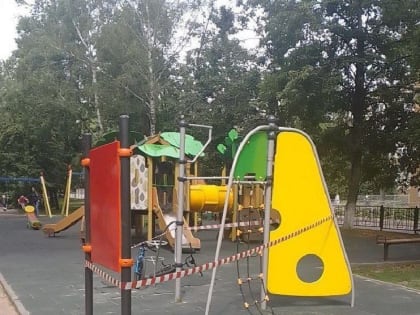 В Курске продолжаются работы по благоустройству общественных пространств