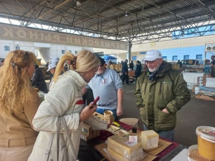 В Курске проходит ярмарка фермерской продукции «Свое родное»