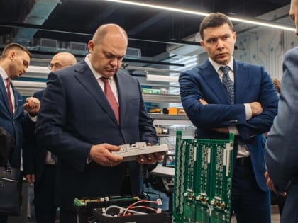 Министр промышленности и торговли РФ посетил Курск