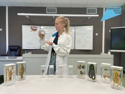 Педагог школьного технопарка «Кванториум» на базе школы № 35 Анна Скобельдина стала наставником участников Всероссийской образовательной инициативы «Сириус лето: начни свой проект»