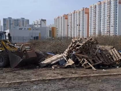 В Курске убирают несанкционированные свалки и незаконно установленные гаражи