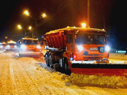 В Курске дорожные службы перешли на усиленный режим из-за снегопада
