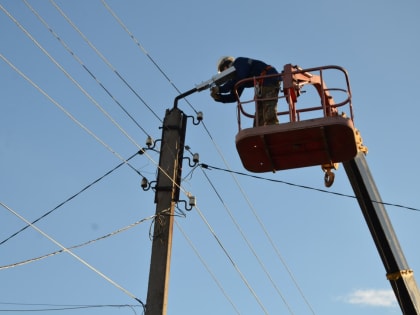 В Курске электрики устранили 12 повреждений на воздушных линиях