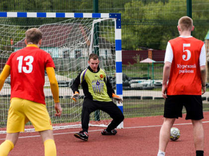 В День физкультурника сыграют в футбол