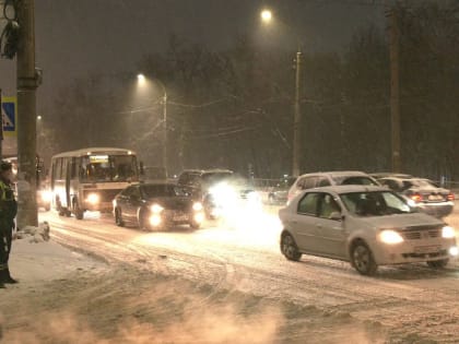 В Курске сотрудники ГИБДД провели рейд возле пешеходных переходов