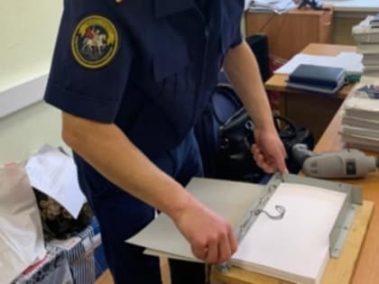 Завершено расследование уголовного дела по обвинению мужчины в применении насилия в отношении сотрудника полиции