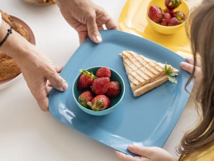 Роспотребнадзор: как правильно организовать питание школьника