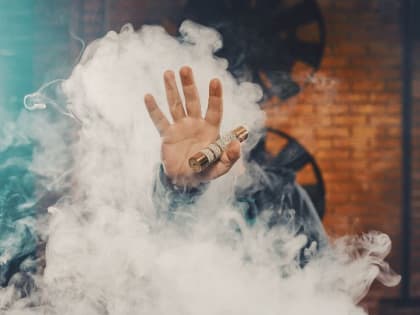 Советы врача: Как  влиют на человека электронные сигареты и как бросить курить