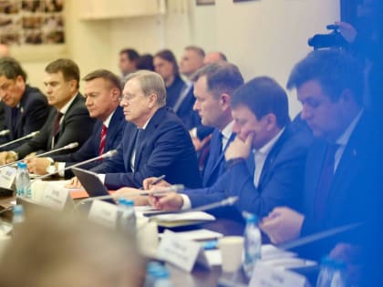 Профильный комитет Госдумы единогласно поддержал кандидатуру Романа Старовойта на пост главы Минтранса