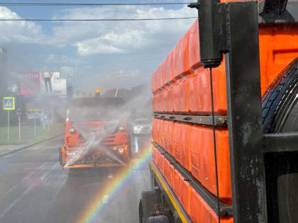 На дорогах Курска проводят аэрацию