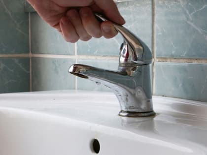 На девяти улицах Курска 12 июля отключат горячую воду