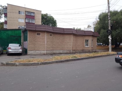 Очистка территории от мусора и сорняков в Курске