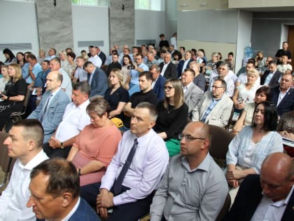 Участники ПГ по выборам губернатора провели первую встречу с партактивом